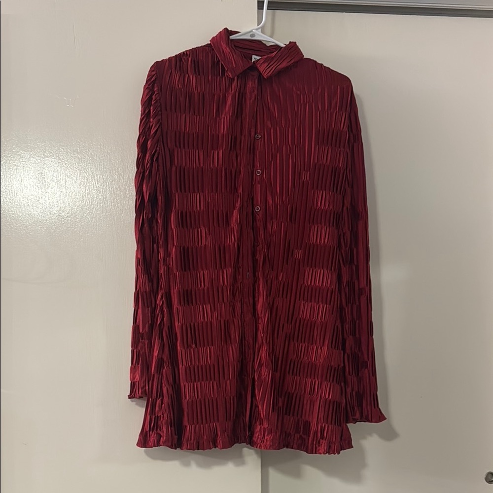 Princess polly Red Textured Button-Up Blouse